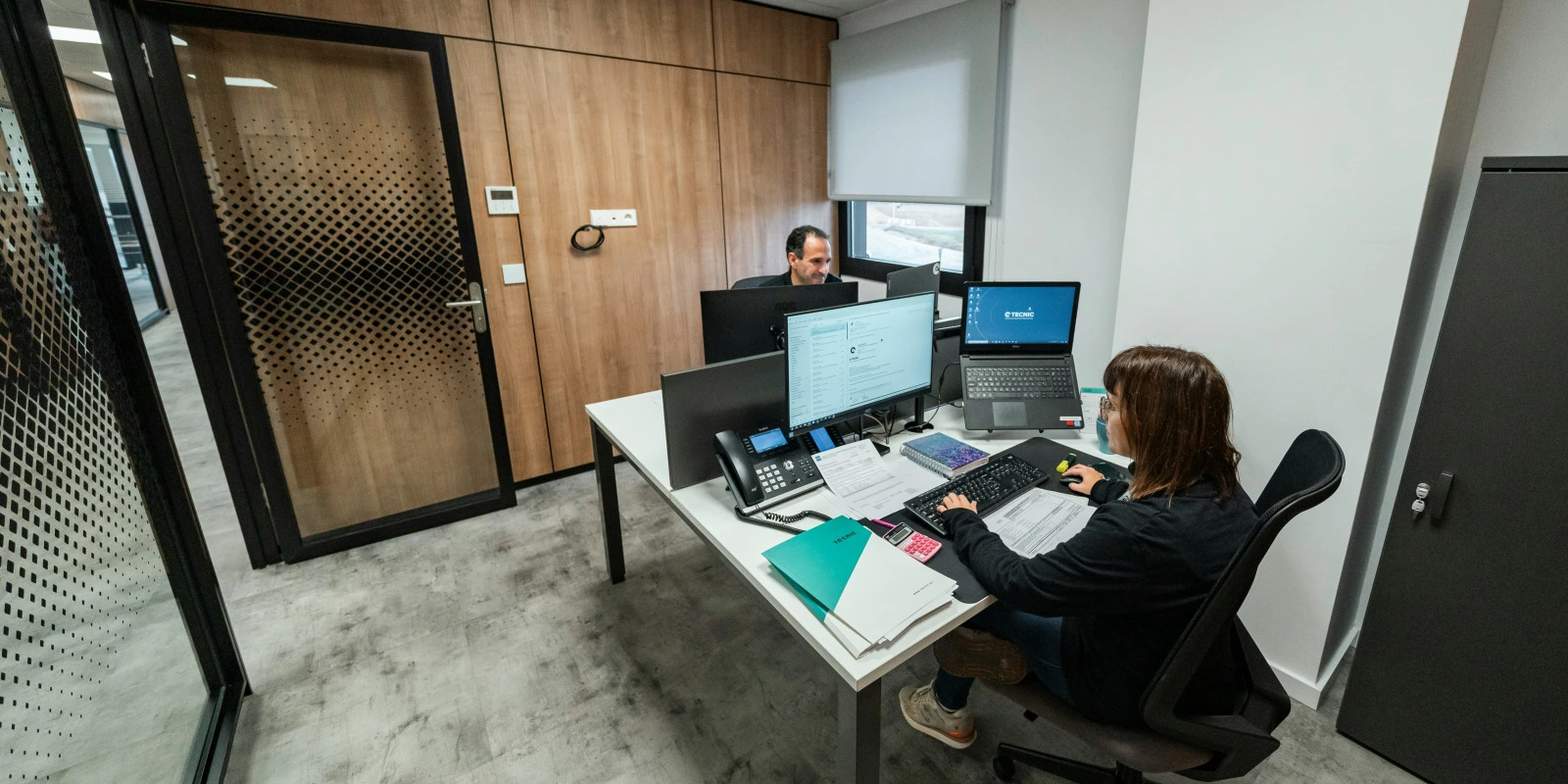 Statique et Dynamique des Solides : Principes Fondamentaux